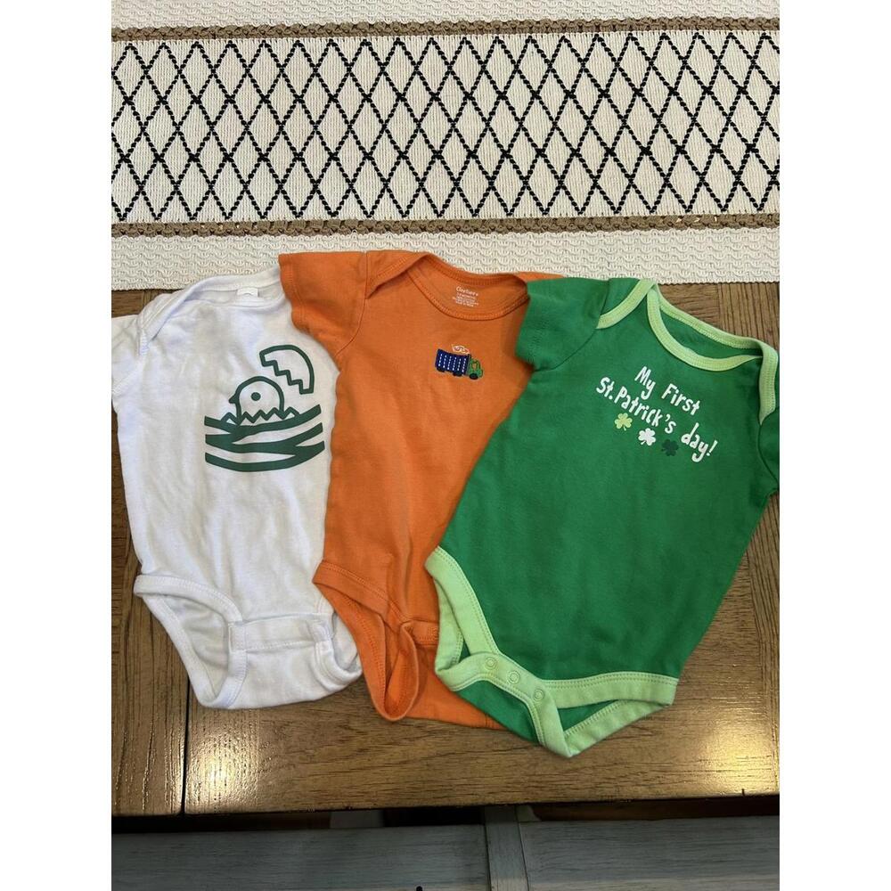 3 baby bodysuits
